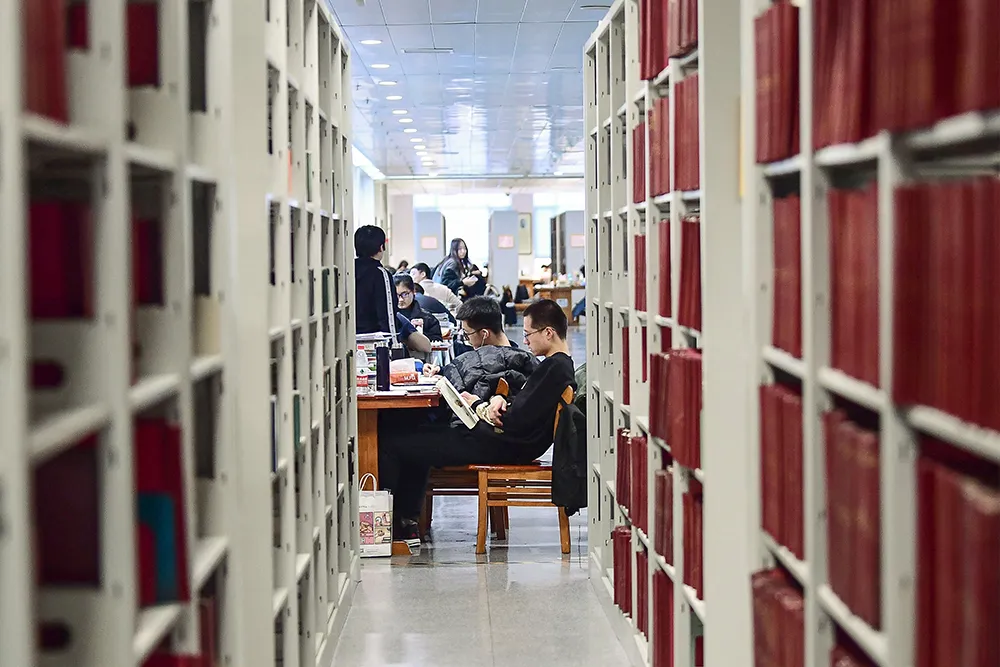 [ Hoje Macau ] Universidade de Shenzhen vence 928 Challenge